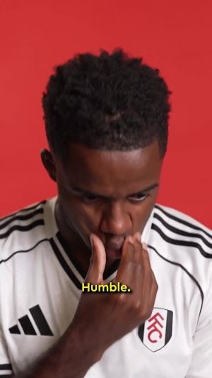 英超众将盛赞孙兴慜：友善、谦逊、传奇、GOAT..他是所有人的典范