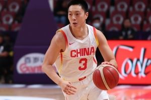 低迷过但从不低头！胡明轩亚洲杯场均12分1.7板2.8助 三分33中16