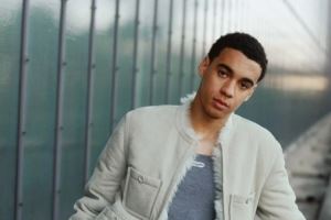 穆西亚拉：职业生涯难免遇到伤病，欧洲杯输西班牙遗憾了很久