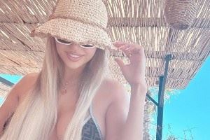 🌊👒✨性感美人！贝弗利未婚妻晒各种旅游照