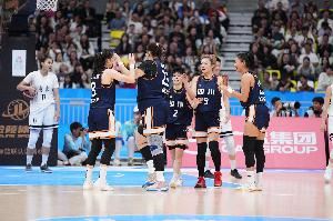 一年内两负广东女篮 两度无缘重要荣誉 对四川女篮有着不小的打击