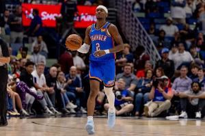  亚历山大：教练每场更换阵容都很频繁 我都没留意到